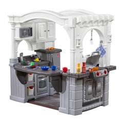 Grand Walk-In Classic Kitchen & Grill™